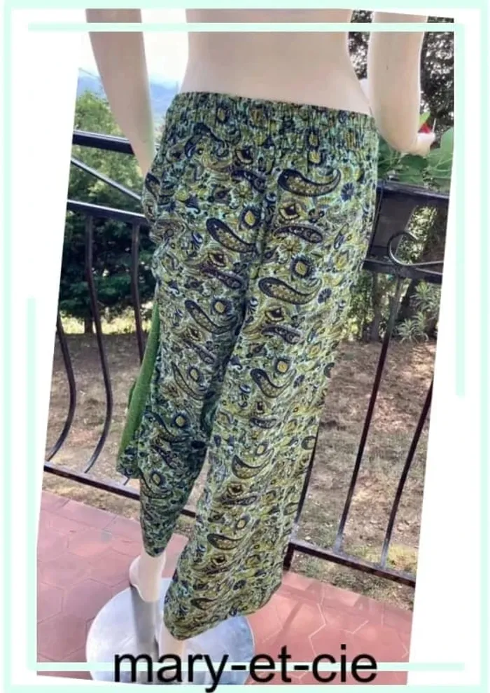 SOLDE - Pantalon fluide taille S - photo numéro 4
