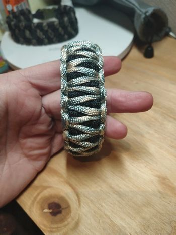 Bracelet de survie paracorde homme gris,noir, beige