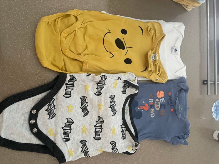 Lot bodies garçon 3 mois