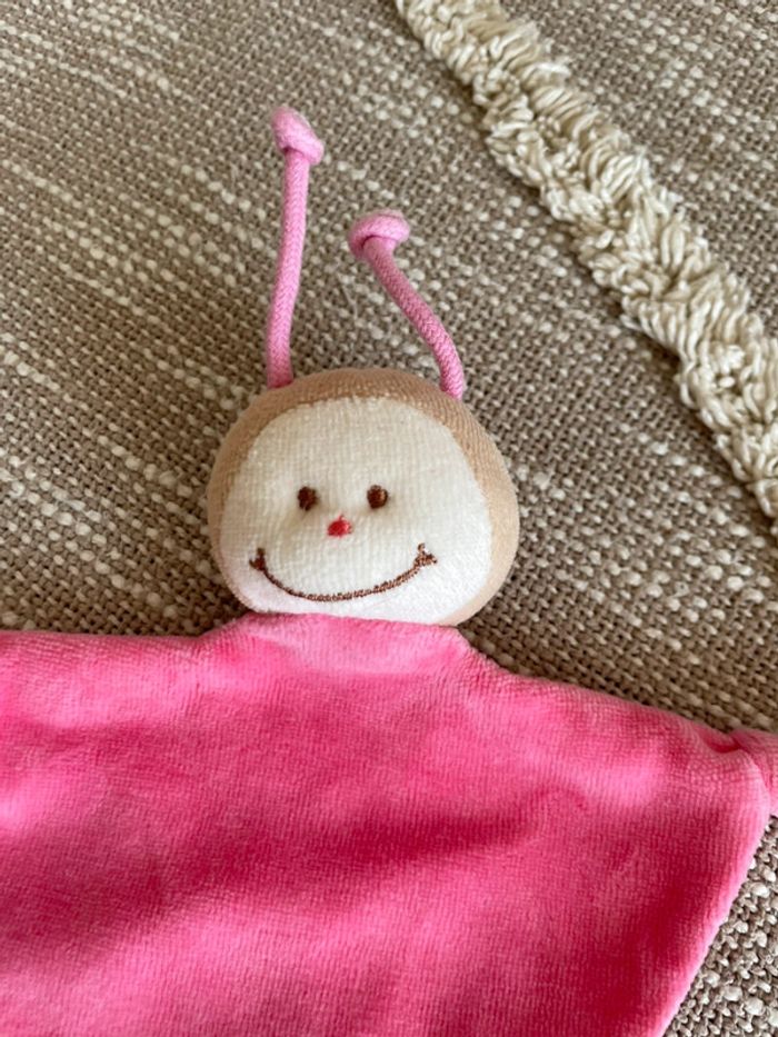 Peluche doudou plat 20cm CMP insecte papillon rose triangle très bon état - photo numéro 2