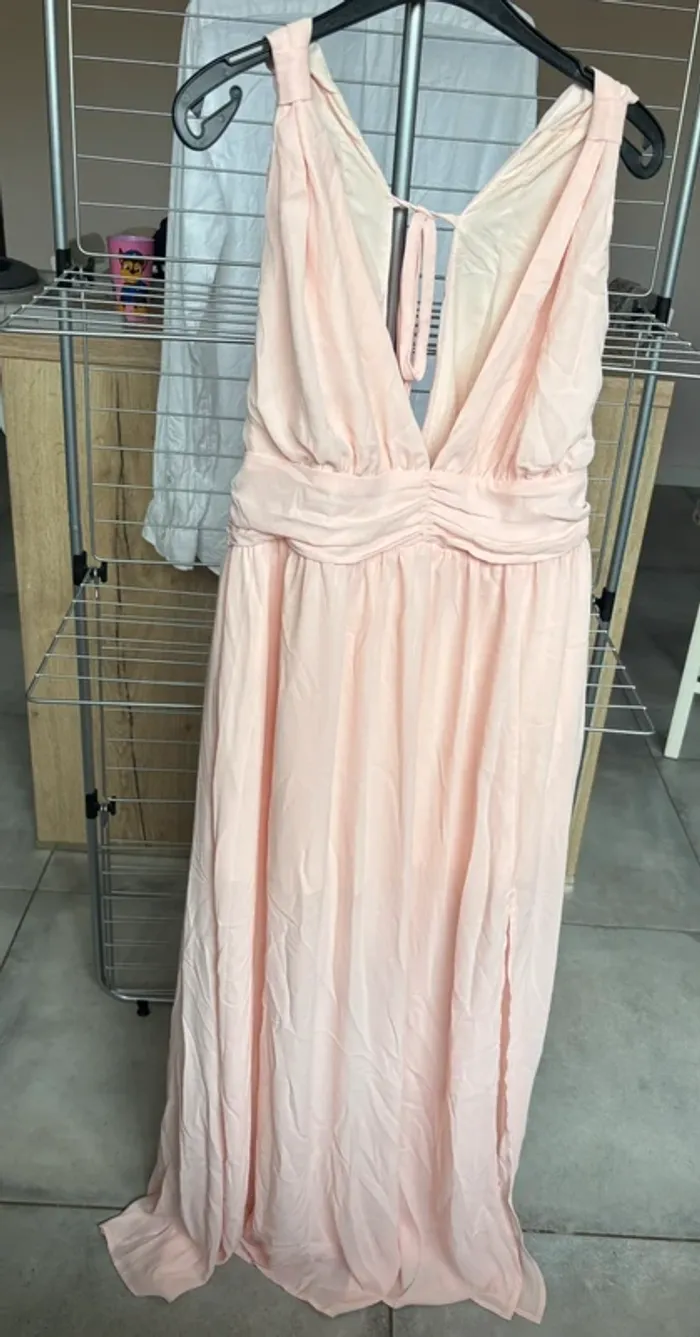 Robe longue rose pale