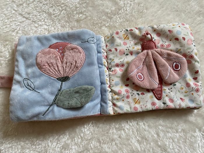 Livre d’éveil / d’activité - photo numéro 3