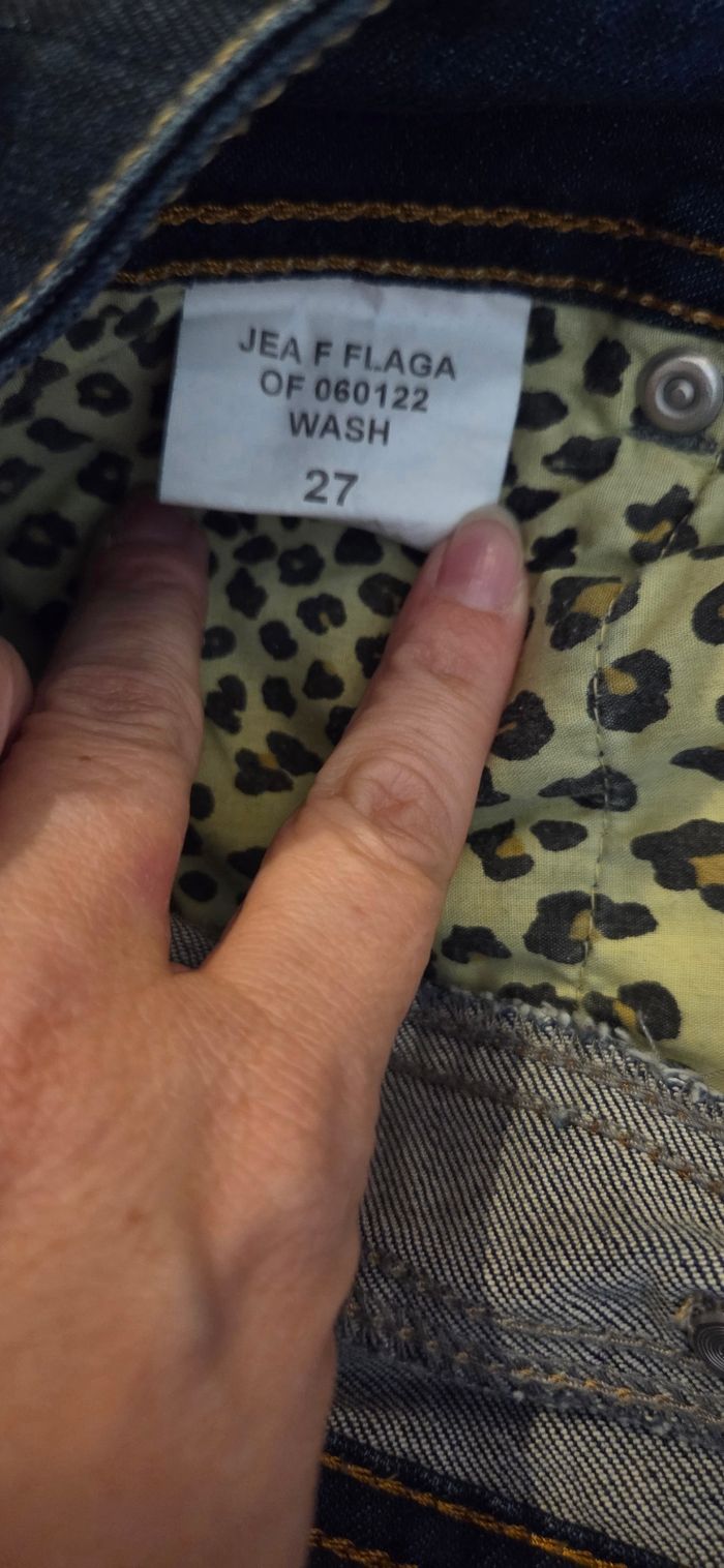 Jean slim Le Temps des Cerises – Taille 27 (équiv. 36/38) – Délavage brut – Excellent état - photo numéro 8