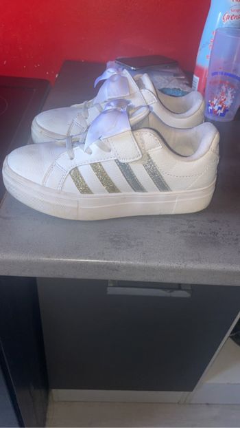 Basket taille 32 airness