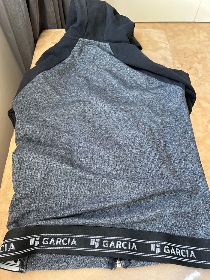 Gillet hoodie - photo numéro 2