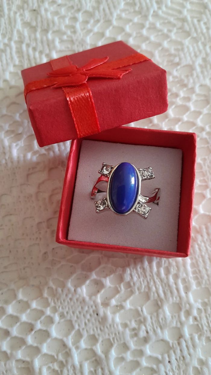 Bague vue portée par Elena GiLBERT dans la série The Vampire Diaries, taille 60