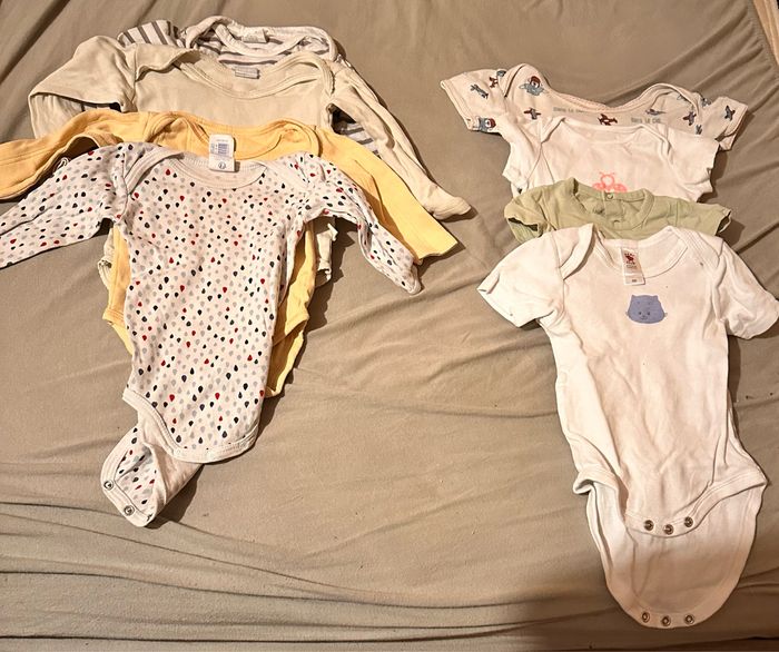 Vêtements 6 mois - photo numéro 2