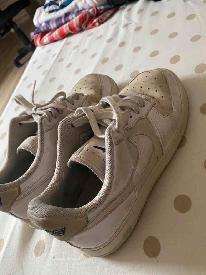 paire d’ Air Force One taille 39 blanche et beige - photo numéro 3