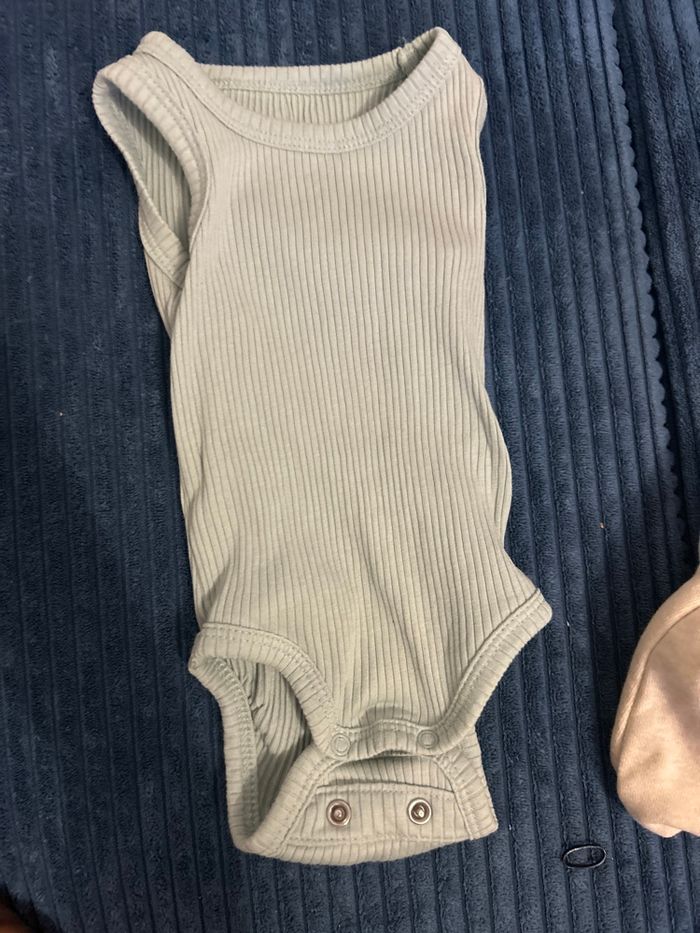 Body sans manche & 2 avec Manche - photo numéro 5