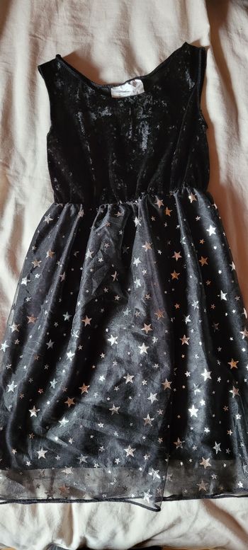 Robe avec étoiles