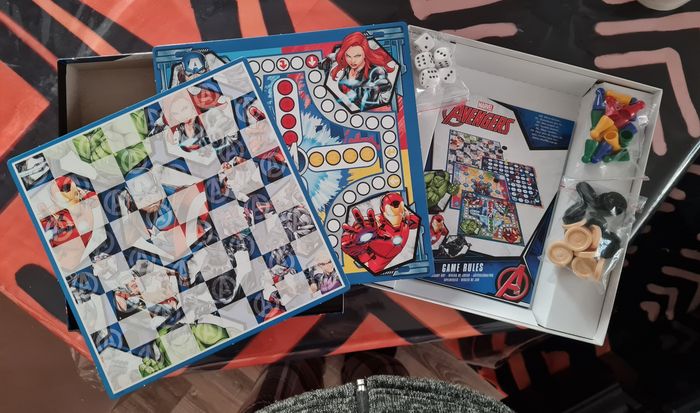Jeux de société avengers