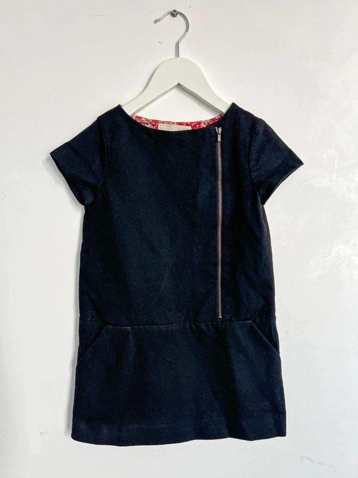 Robe noire manche courte mi saison Zara 5 6 ans - photo numéro 4