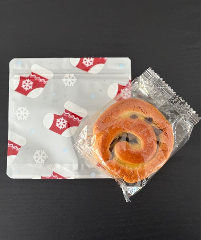 Lot de 12 pochettes cadeaux Noël - photo numéro 2