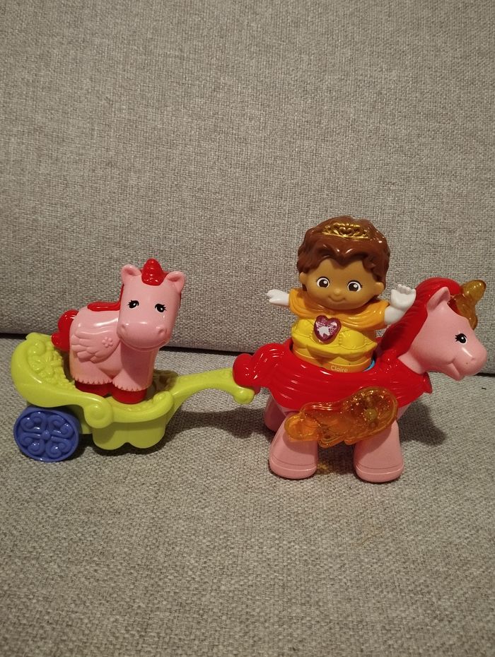 Tut tut copain licorne magique