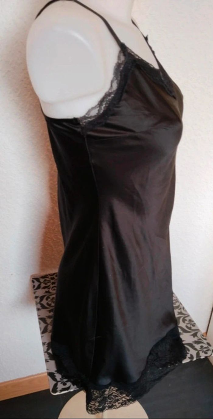 Jolie nuisette pour femme marque Esmara taille 38/40 - photo numéro 5