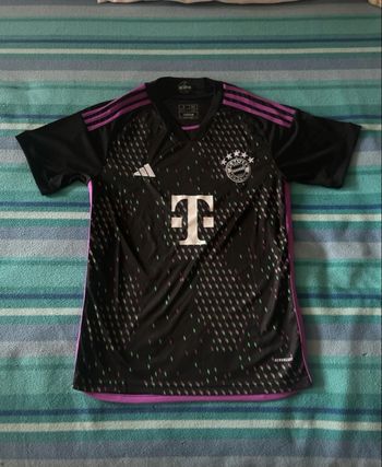 Maillot du Bayern / adidas  / taille S 