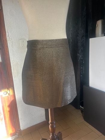 Magnifique jupe dorée H&M neuve avec étiquette grande taille