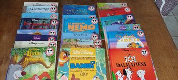 Lot 26 livres Disney