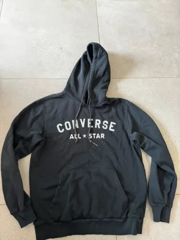 Sweat à capuche Converse, taille S, très bon état