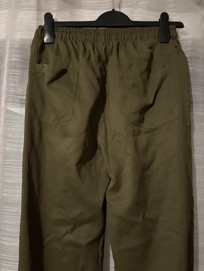 Pantalon vert - photo numéro 7