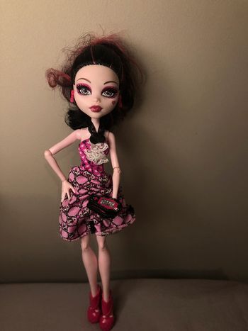 Poupée monster hight "draculaura"