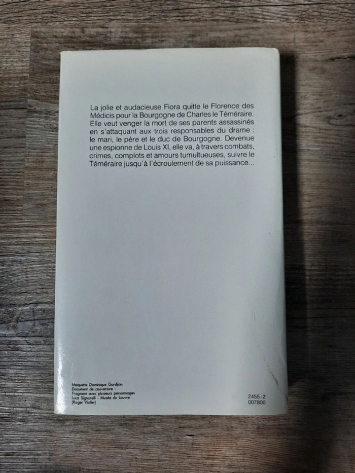 Livre: Fiona et le Téméraire de Juliette Benzoni - photo numéro 2