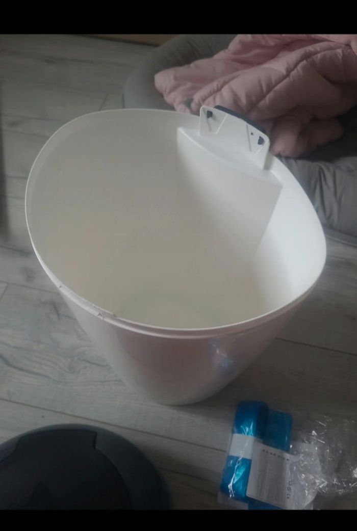 Poubelle tomme tippee - photo numéro 3