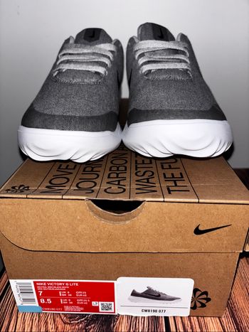 Basket Nike Original Neuf Dans L’emballage.