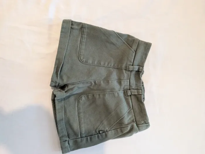 Lot shorts Okaïdi - photo numéro 3