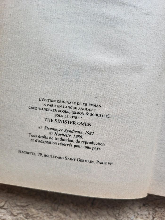 Livre enfant Alice et le mauvais présage de Caroline Quine Bibliothèque verte - photo numéro 6