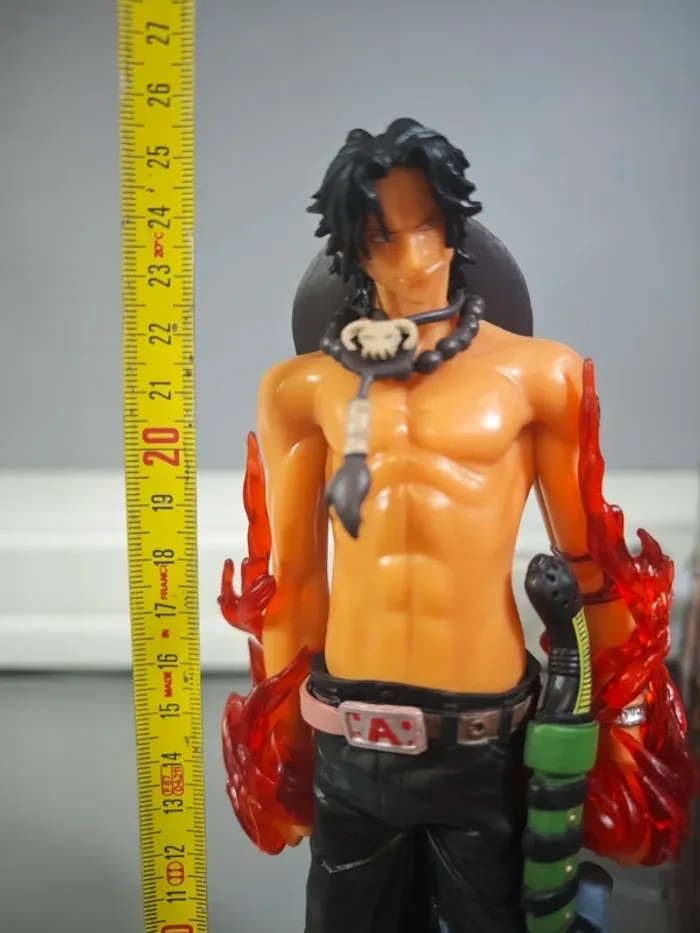 Figurine One Piece : Ace 26cm neuve avec boîte - photo numéro 8