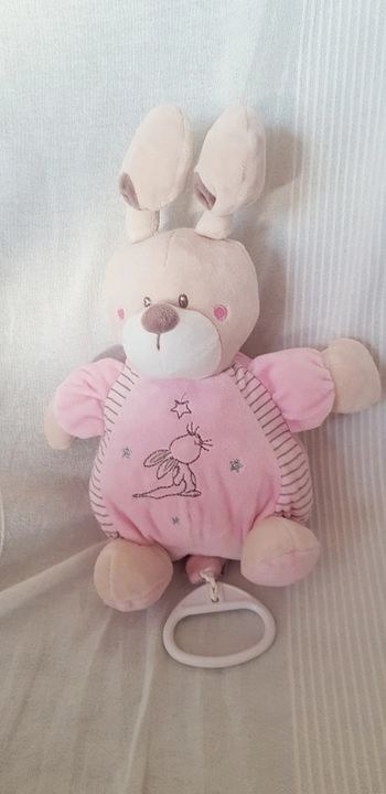 Lapin musical rose SIMBA