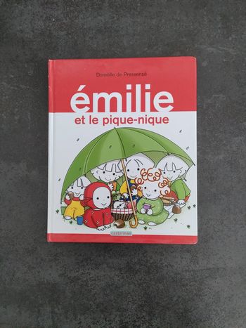 Emilie et le pique nique