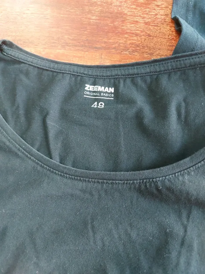 2 T-shirt - photo numéro 2