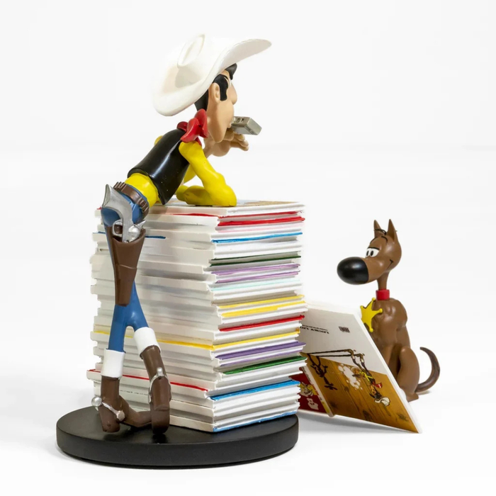 LUCKY LUKE - Lucky Luke & Rantanplan sur pile de BD - Figurine 25cm - photo numéro 8