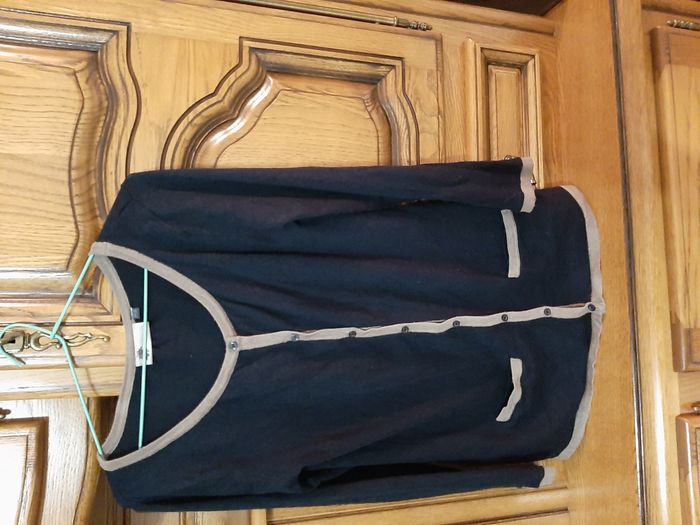 2 gilets manches longues femmes Taille 34 à 38 - photo numéro 3