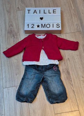Ensemble jean tee-shirt gilet fille taille 12 mois