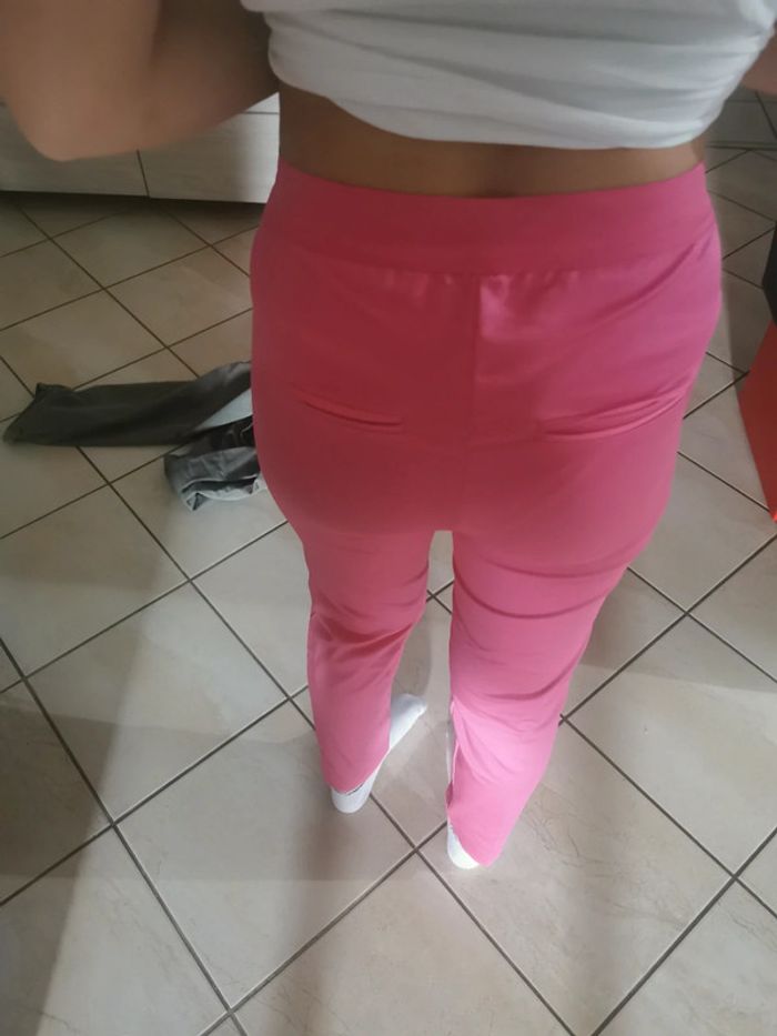 Pantalon rose ajustée - photo numéro 3
