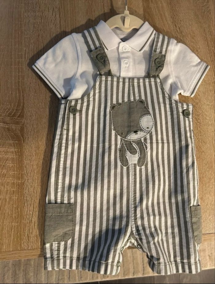 Ensemble salopette polo 12mois Carrefour