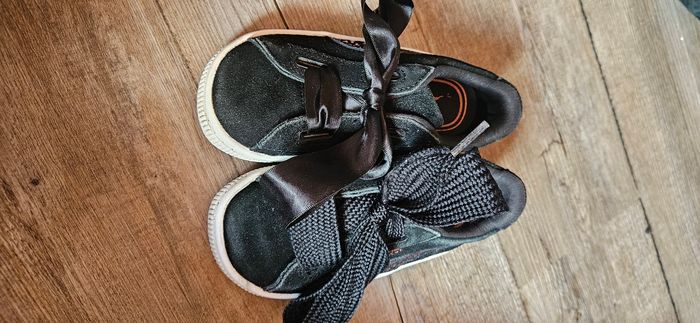 Chaussure puma taille 25