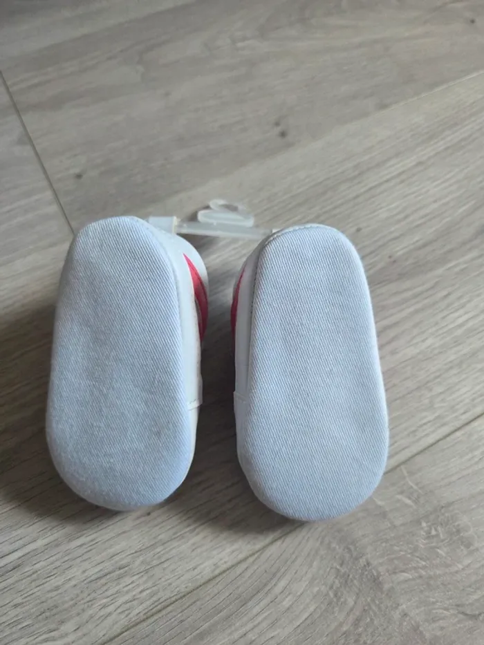 Chaussures bébé - photo numéro 3