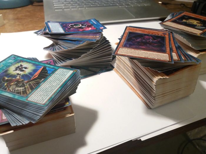 Lot plus de 900 cartes yu gi oh - photo numéro 4