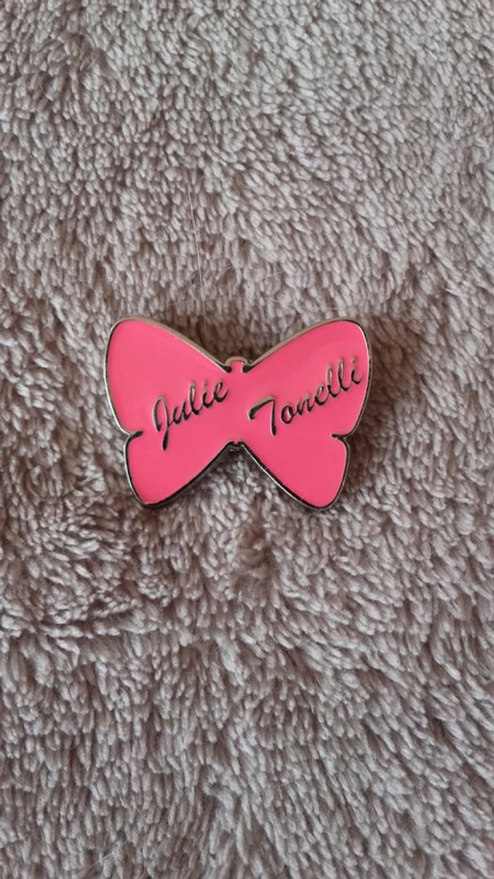 Pins - bijoux - accessoire de mode