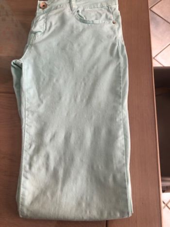 Pantalon vert pâle