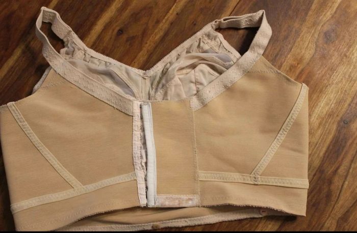 Soutien-Gorge haut - Chair - NEUF (2) - photo numéro 4