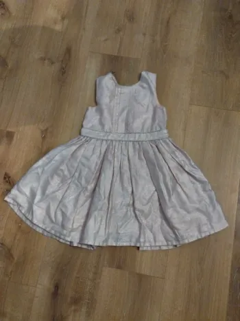 Robe rose paillettes 6ans