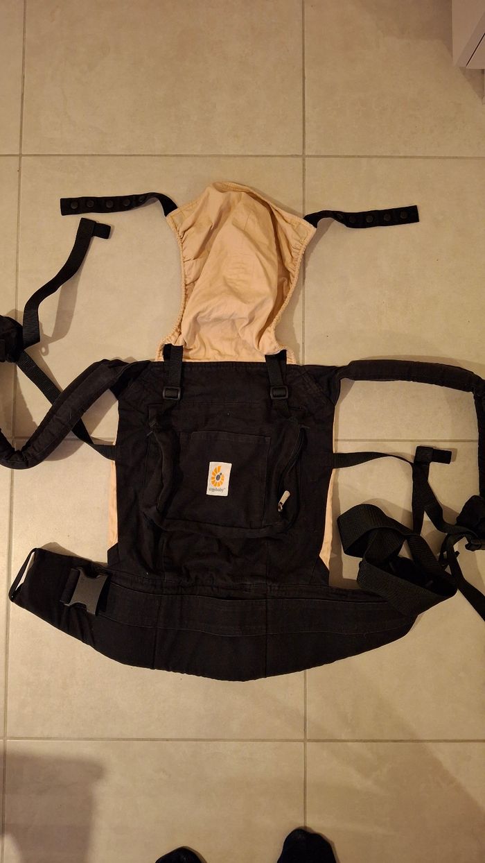 Porte-bébé Ergobaby très bon état - photo numéro 4