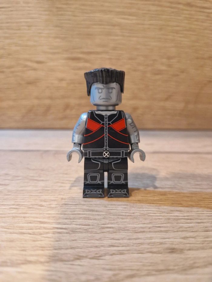 Figurine type lego Colossius 6 cms de haut Marvel