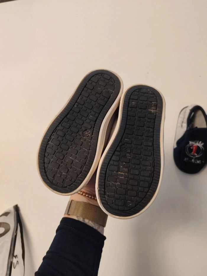 Lot chaussures - photo numéro 2