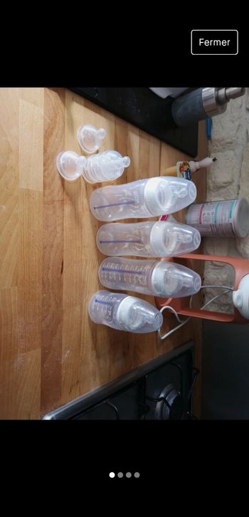 Biberons + tétines NUK